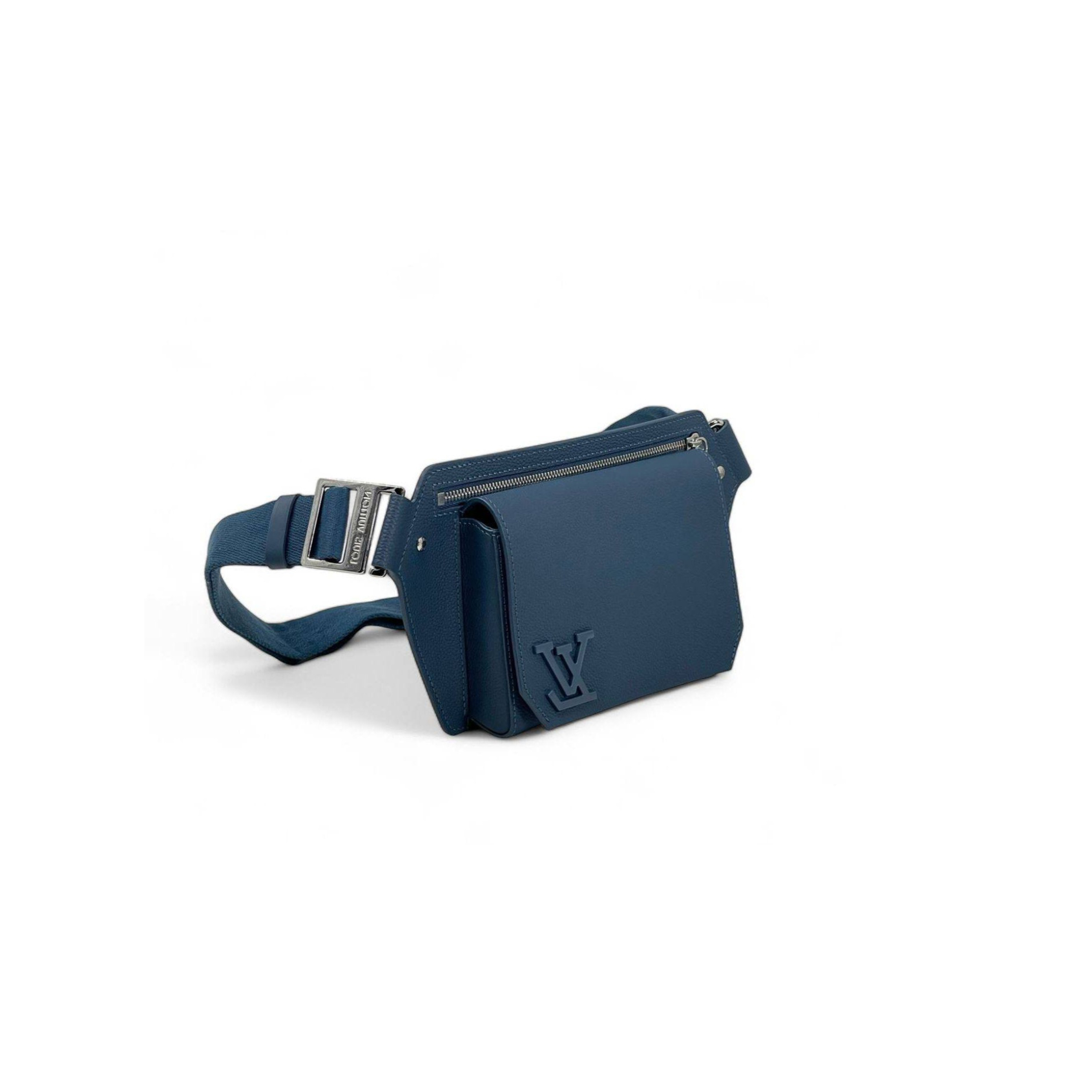 l**is V*t*n takeoff sling m21364 (30*16*3cm)